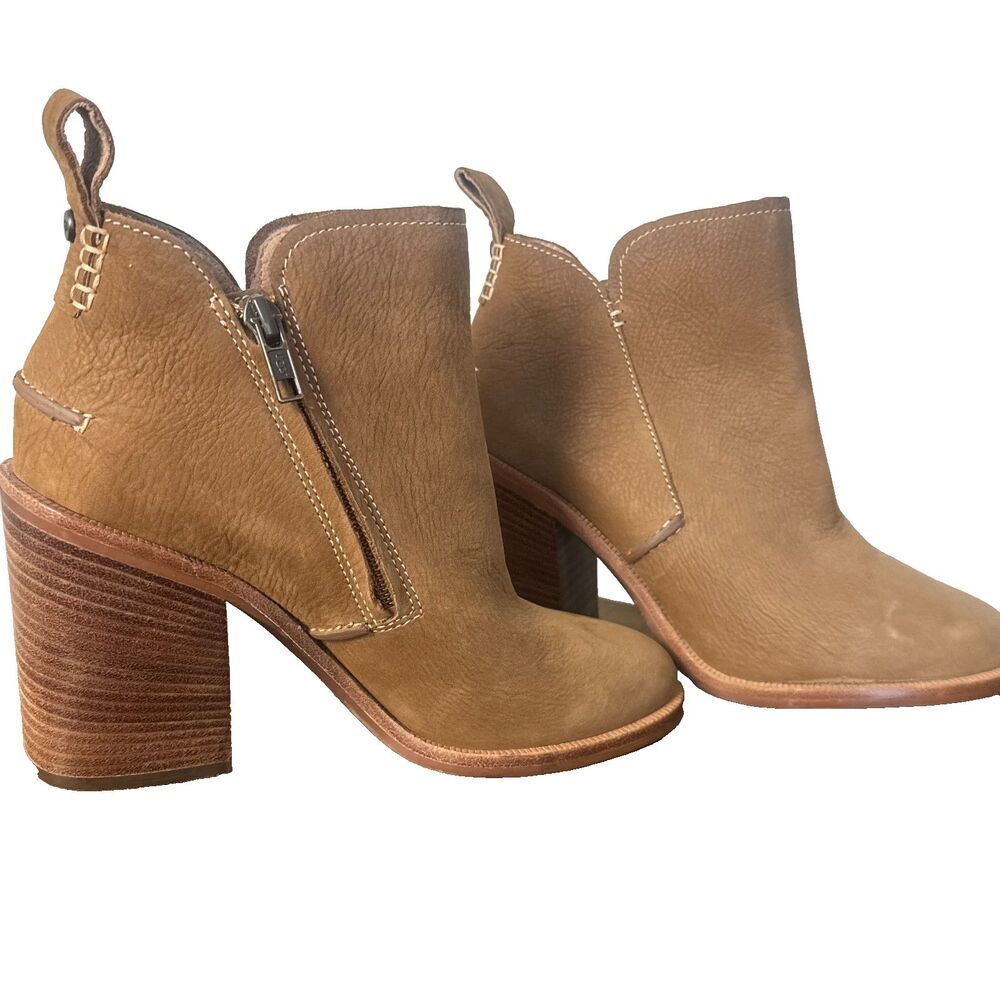 UGG Leather Ankle Booties Brown Block Heel Western Boho Zip Womens 7
